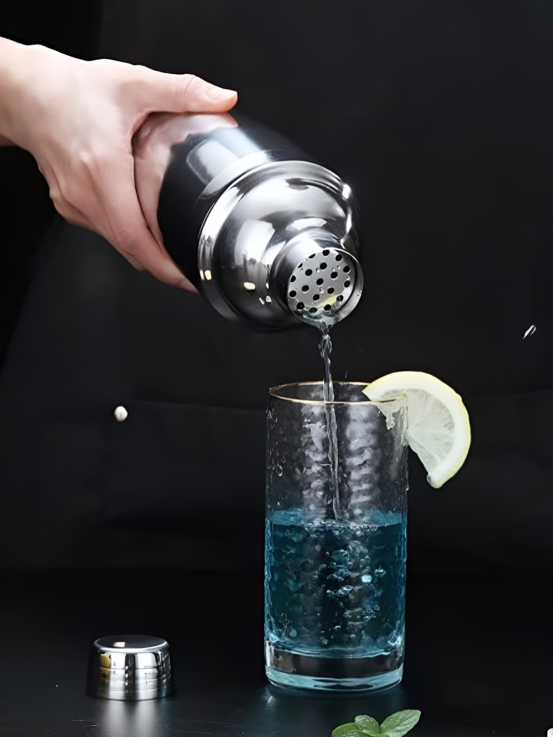 Nyra Kitchenware Steel Stainless Steel Cocktail Shaker Barware Tool Sets 800ml