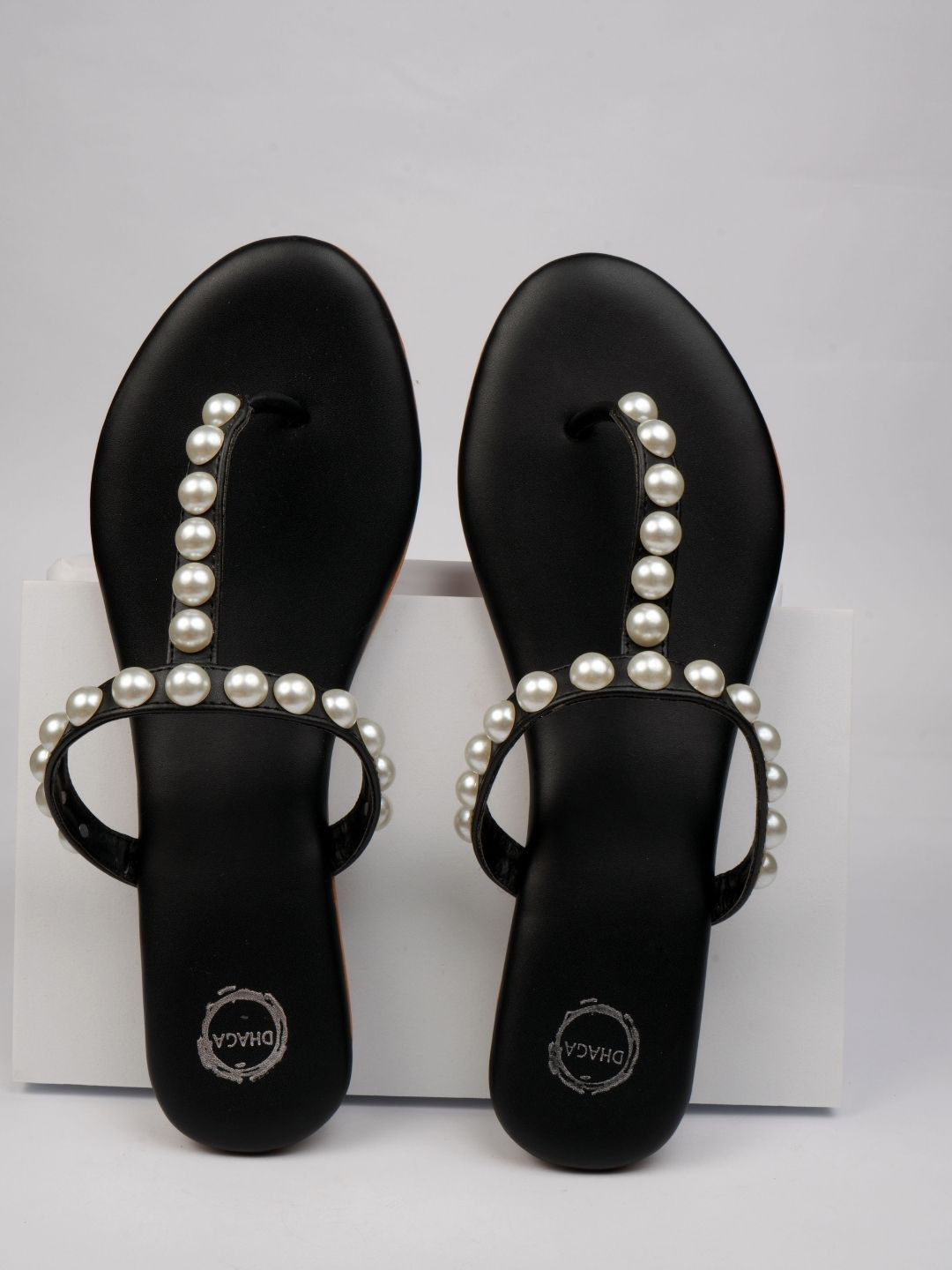 Dhaga Women White Beads T-Strap Flats