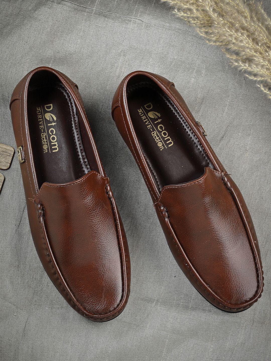 Action Men Round Toe Loafers