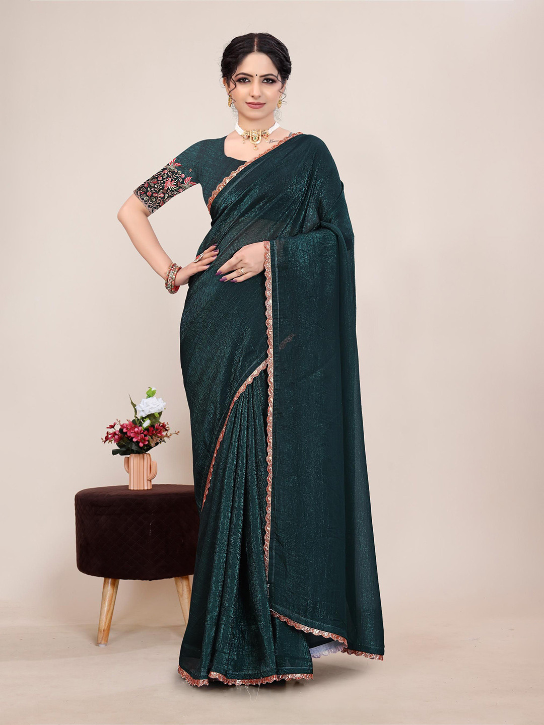 Kandora Embroidered Crunchy Silk Saree With Unstitched Blouse Piece