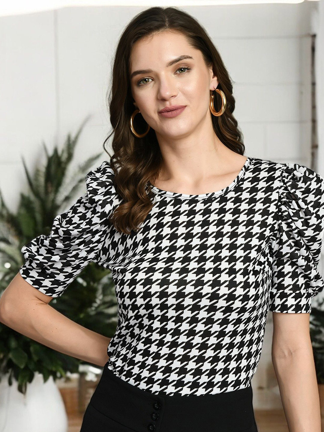 ZEUGEN Checked Puff Sleeve Fitted Top