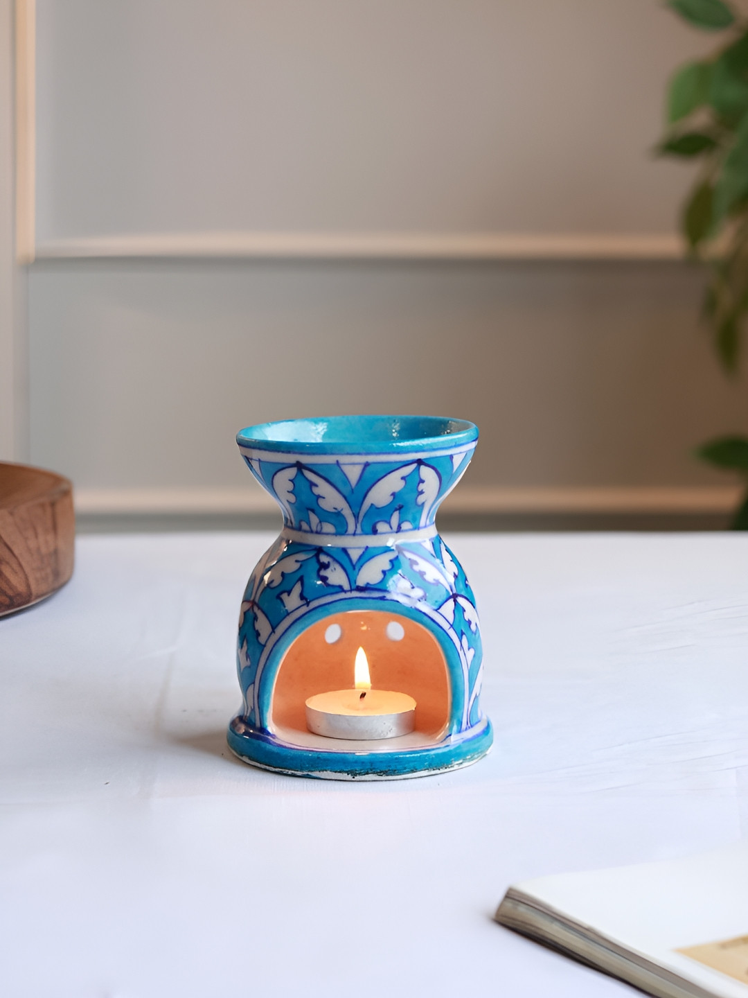 Unravel India Blue & White Ceramic Mugal Bageecha Aroma Oil Diffusers