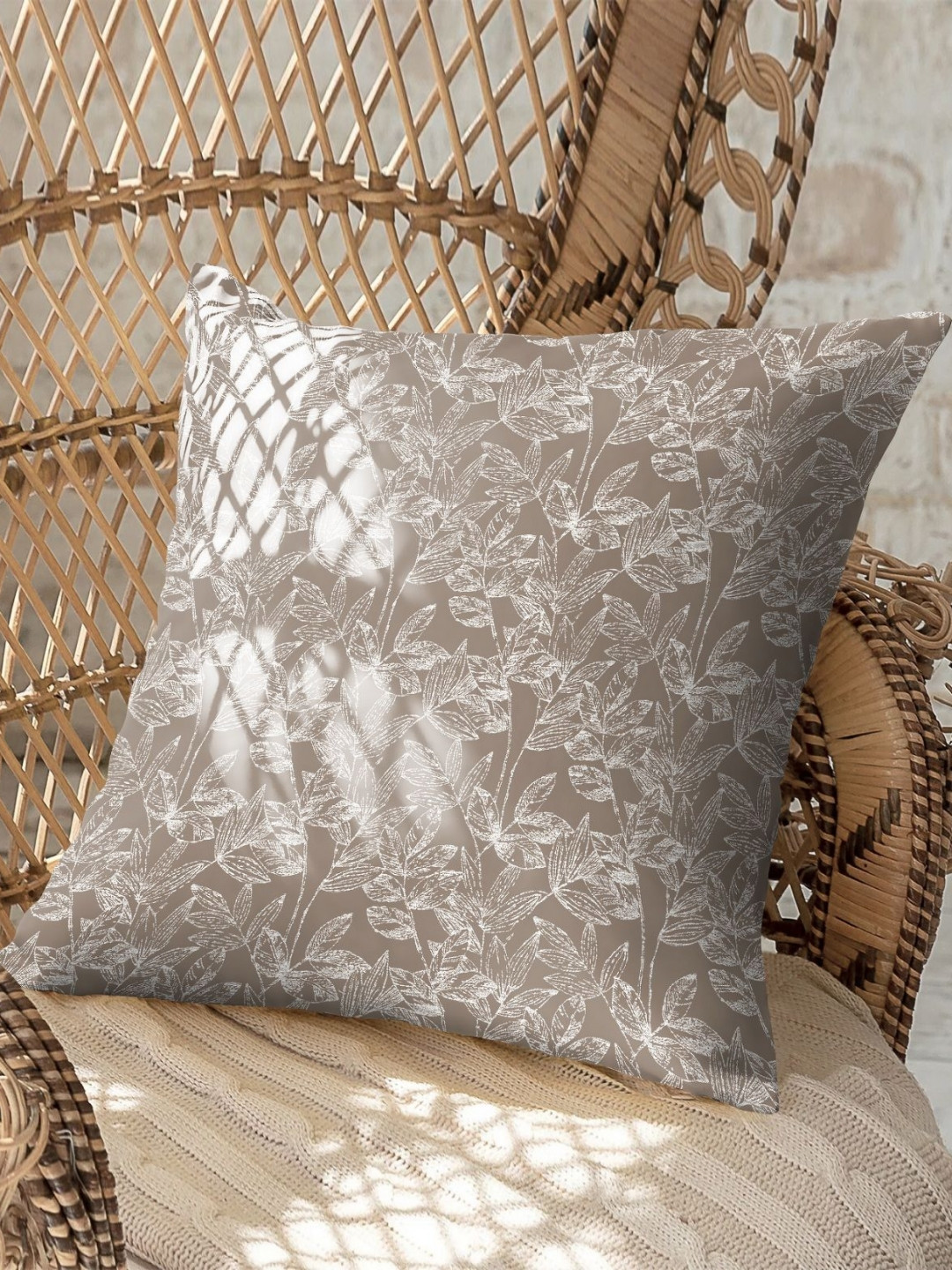 CASABLEU Meadow Brown Floral Polyester Washable 2 Pcs Square Cushion Covers - 18 x 18 In