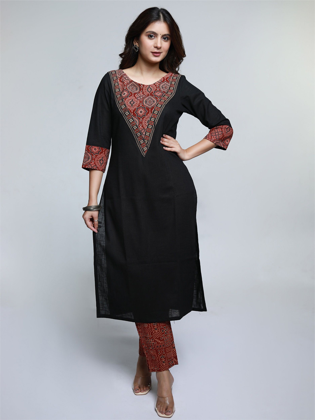 SUJATRA Floral Yoke Design Round Neck Cotton Straight Kurta