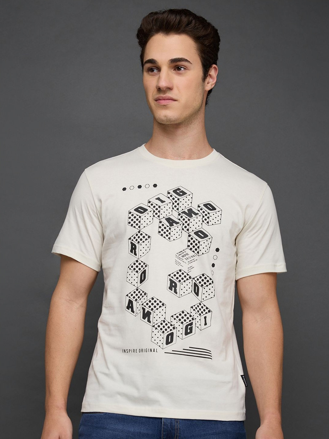 GIORDANO Men Graphic Printed Round Neck Cotton T-shirt