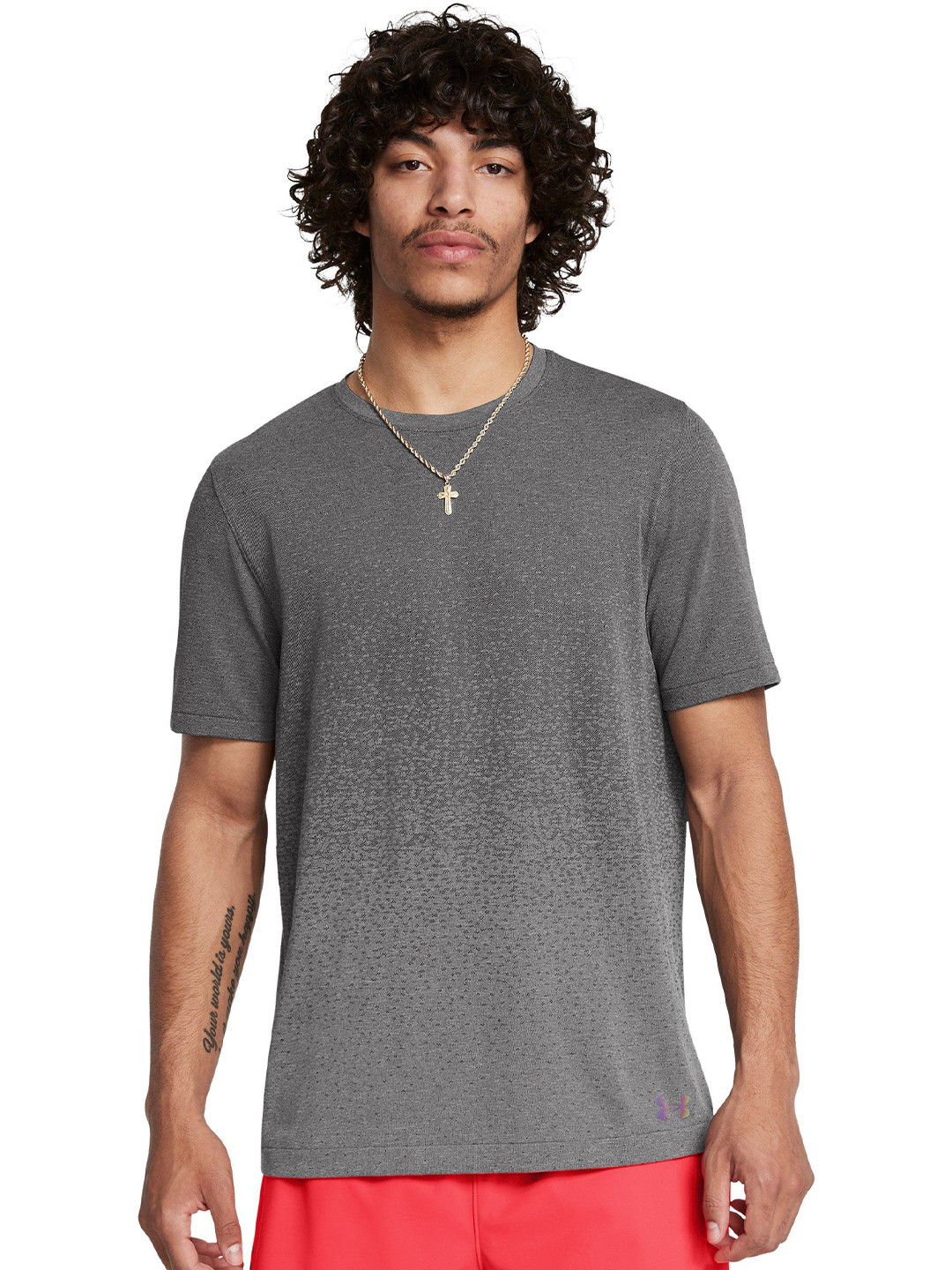 UNDER ARMOUR Men Vanish Elite Seamless Faded Solid T-shirt