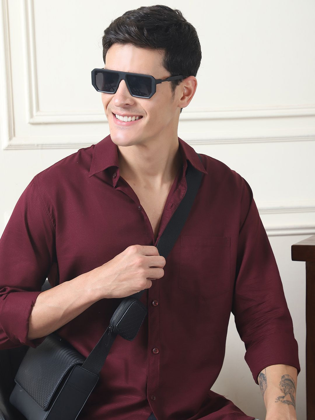 THE BEETEL HOUSE Men Solid Spread Collar Cotton Casual Shirt