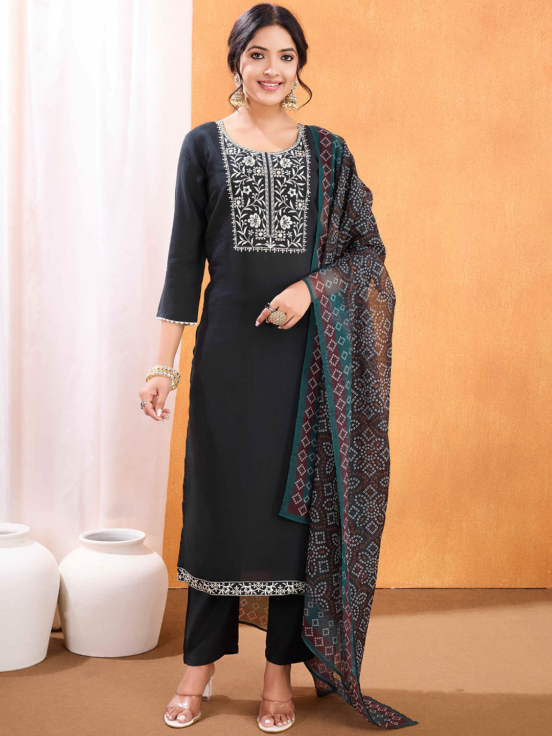 SUAAC Women Ethnic Motifs Embroidered Regular Thread Work Kurta with Trousers & With Dupatta