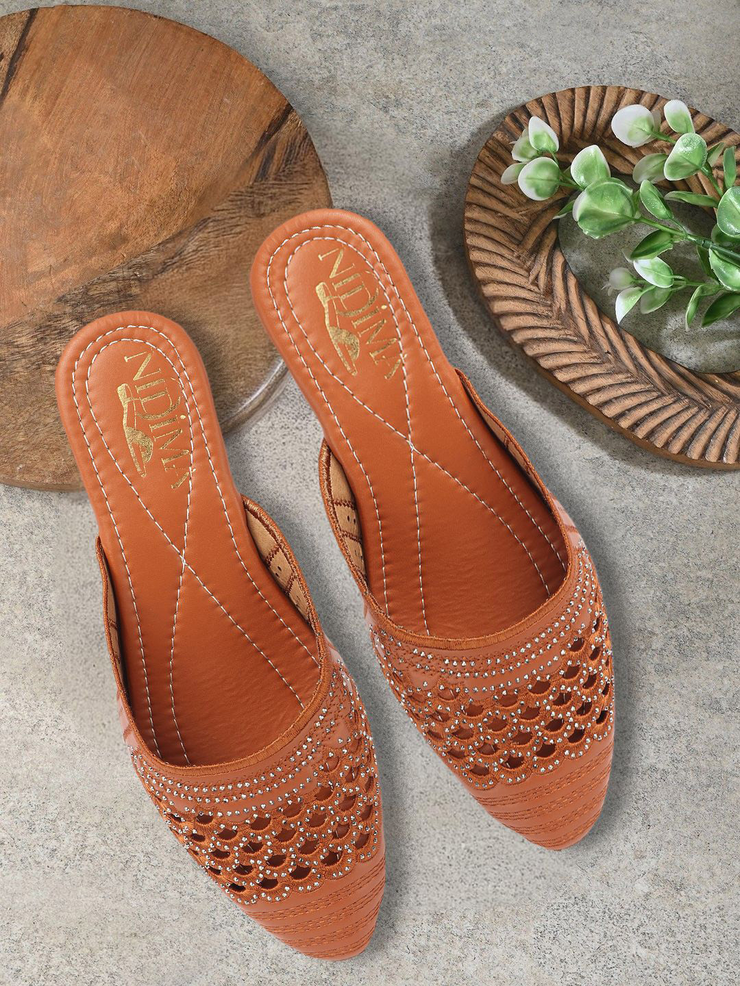 Nidima Women Embellished Ethnic Mules Flats