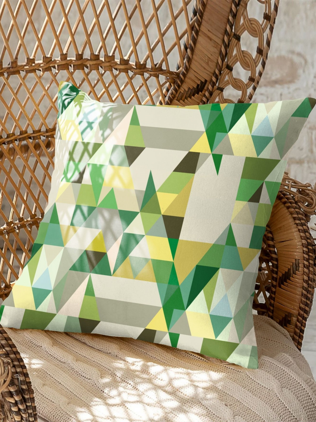 CASABLEU Ruga Green & White 2 Pieces Geometric Printed Square Cushion Covers
