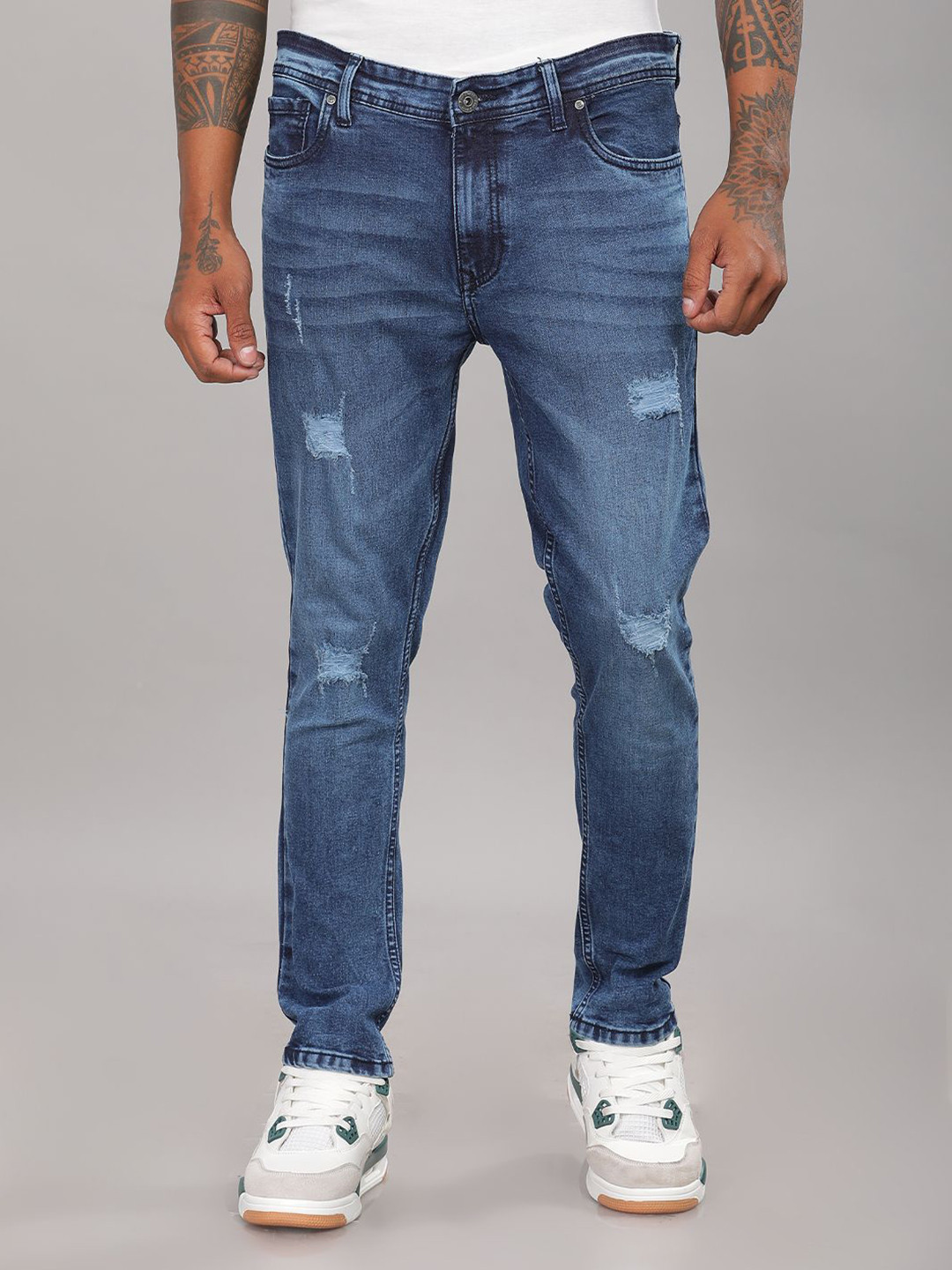 THE BEETEL HOUSE Men Urban Slim Tapered Fit Mildly Distressed Light Fade Stretchable Jeans