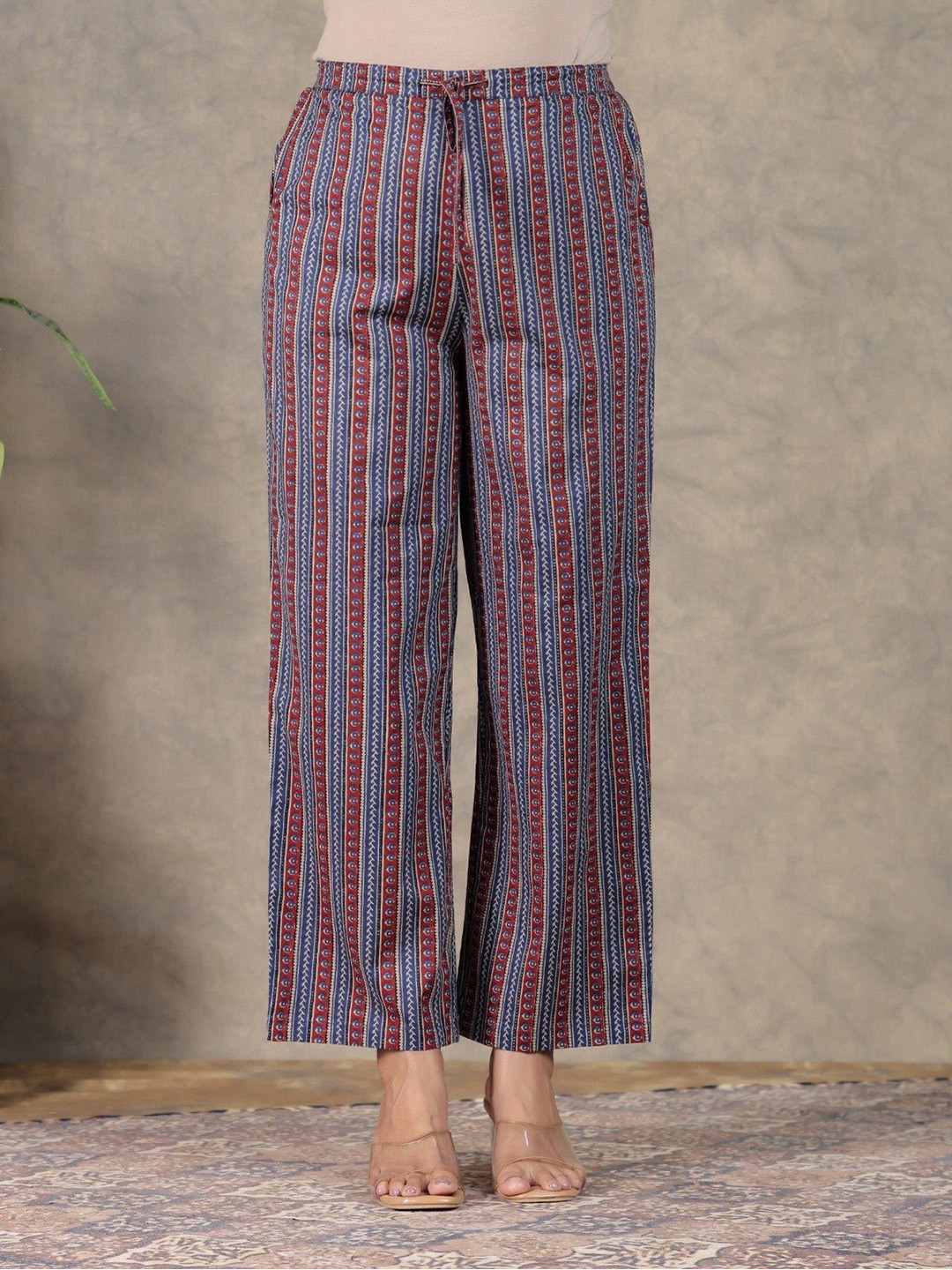 Aramya Women Striped Palazzos