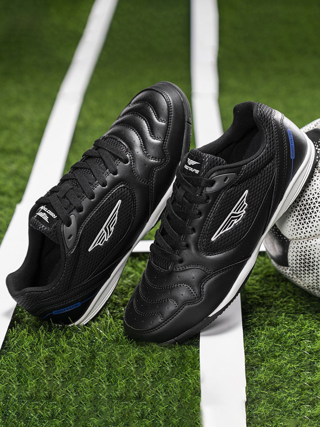 Red Tape Men Football Shoes