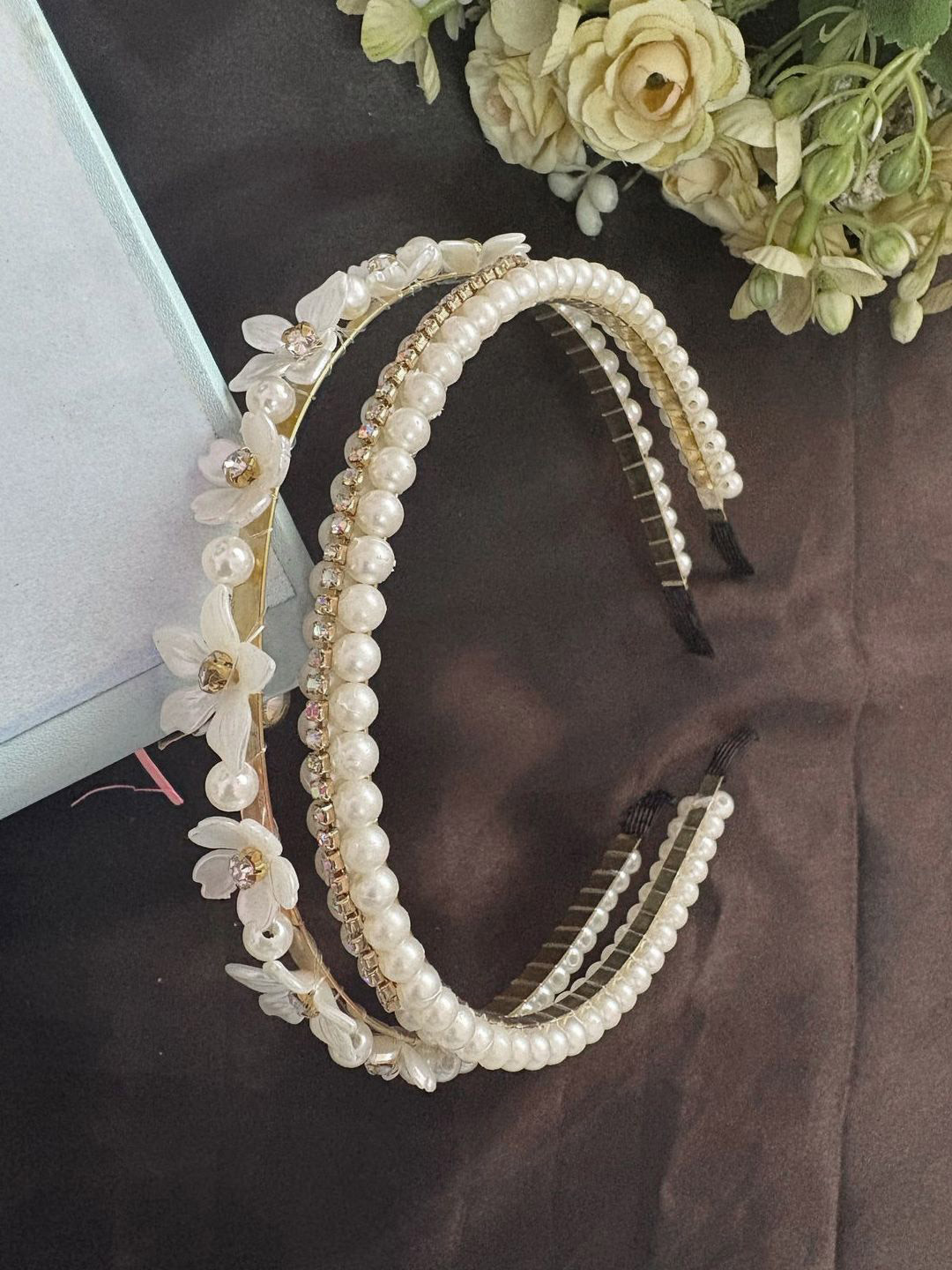 LYKAA Set of 2 White Stylish Floral Pearl Headbands