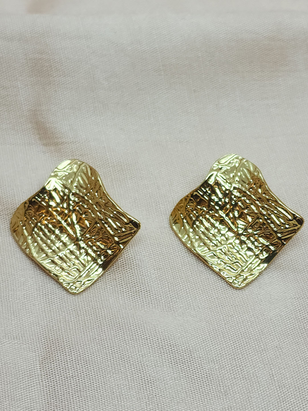 DressBerry Stainless Steel Gold-Plated Textured  Square Shaped Studs