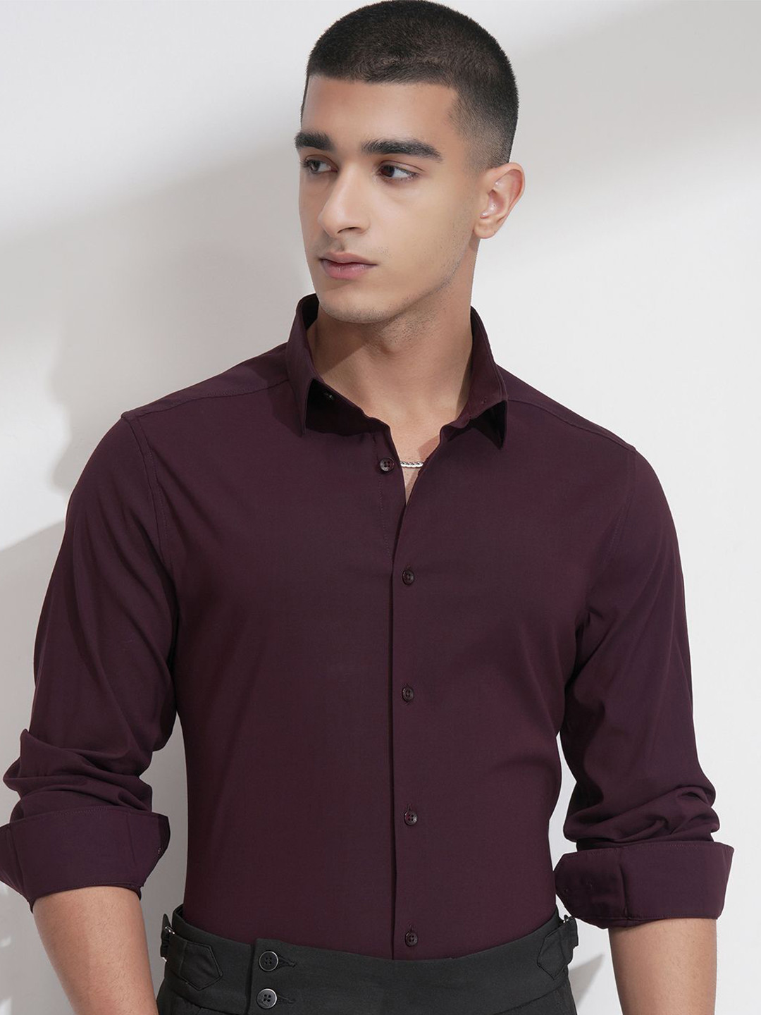 HIGHLANDER Men Textured Spread Collar Cotton Casual Regular Fit Shirt