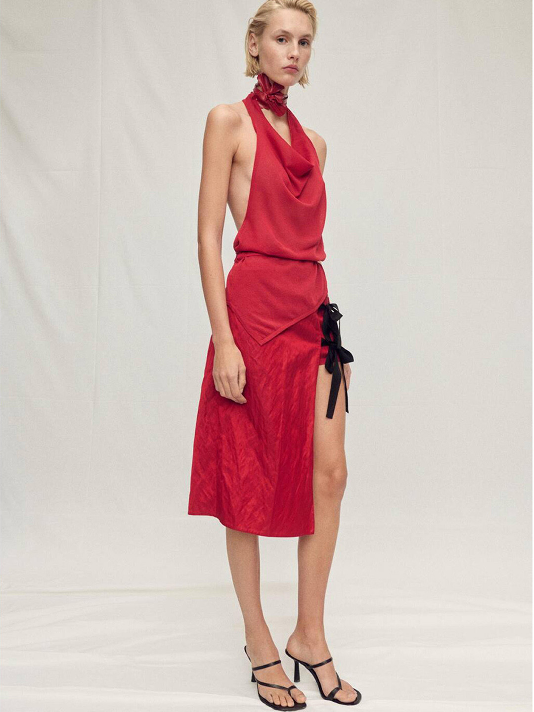 MANGO SELECTION Halter Neck Open Back Asymmetric Top