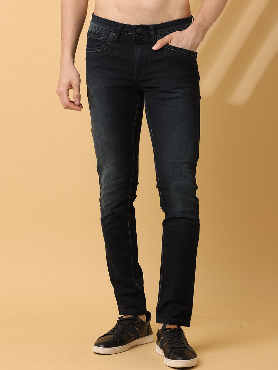 THE BEETEL HOUSE Men Faded Sharp Slim Fit Trousers