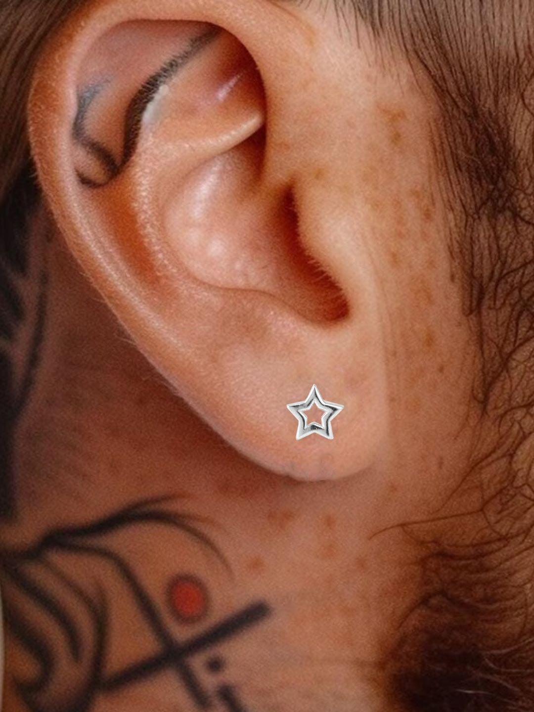 The Roadster Lifestyle Co. Men 925 Sterling Silver Shine Star Stud Earring