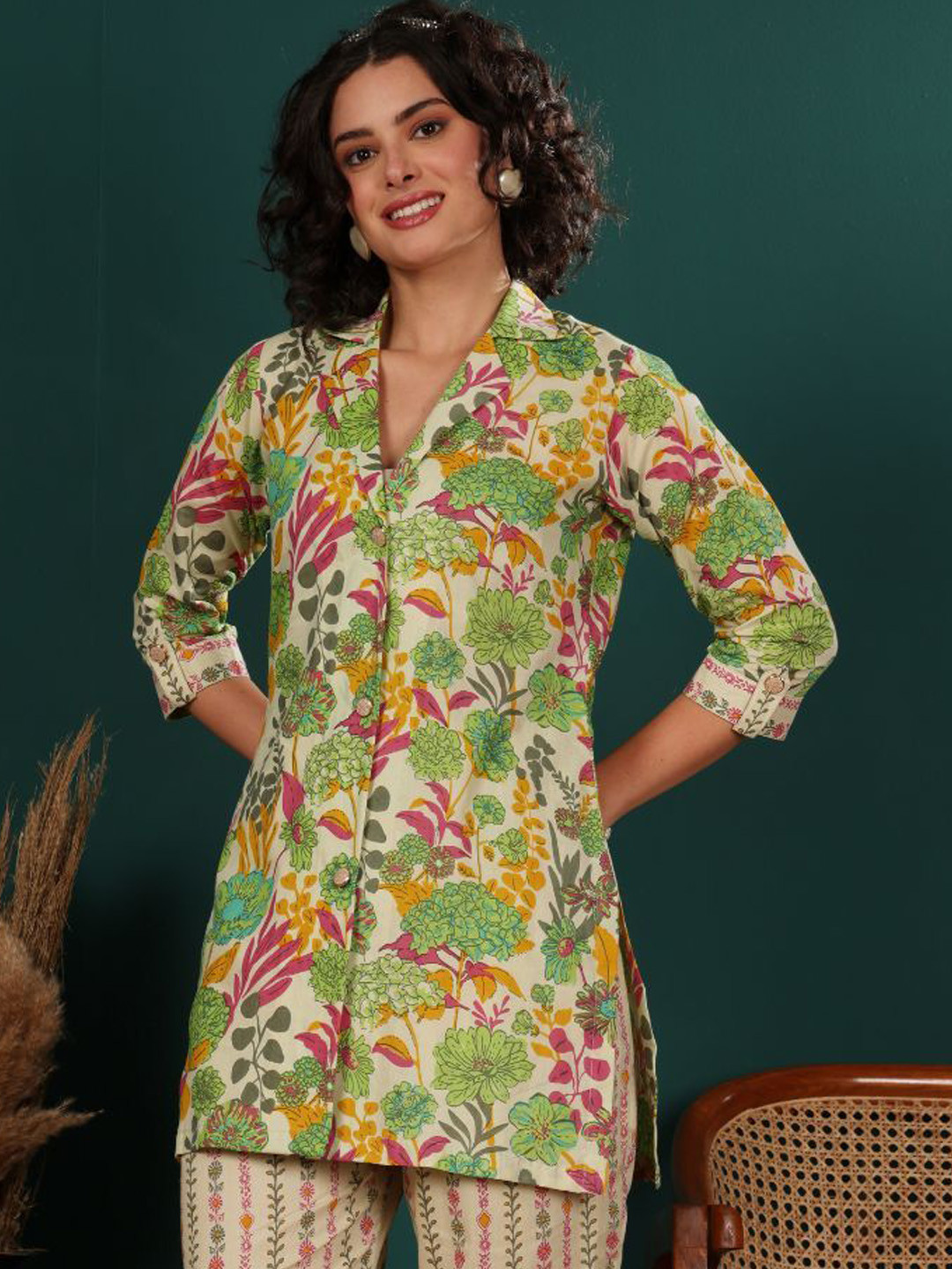 Lative Colours of Fashion Printed Notched Lapel Collar Pure Cotton Tunic & Trousers