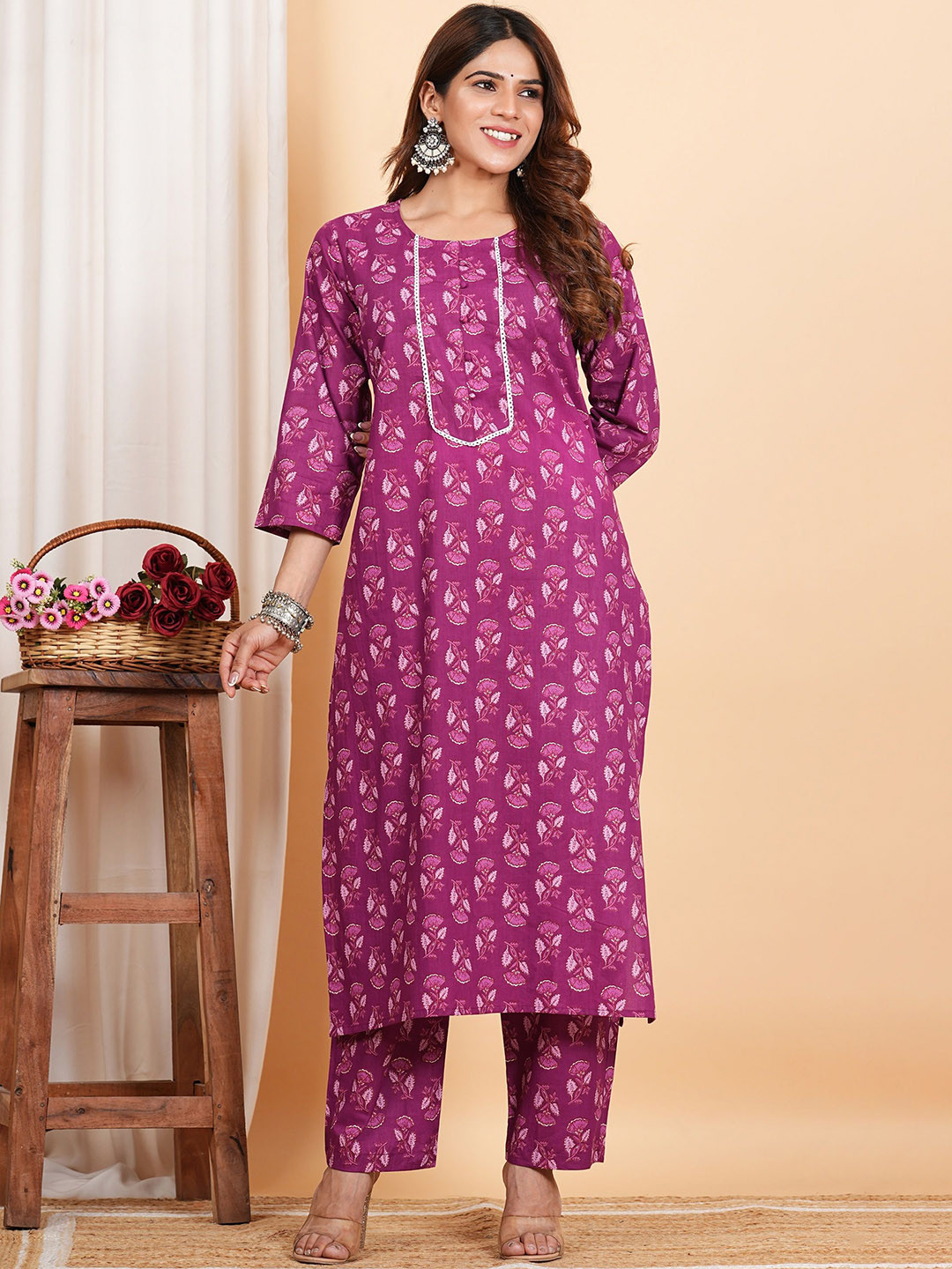 TULSILICIOUS Women Floral Printed Regular Pure Cotton Kurta with Trousers