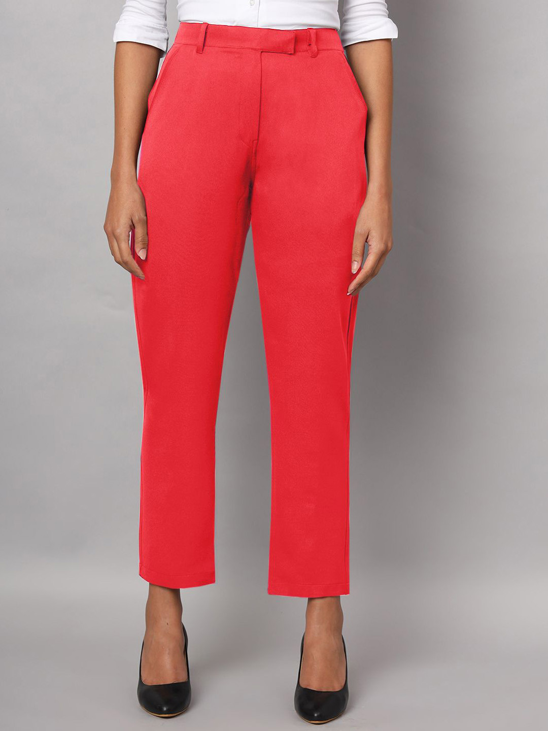 BRINNS Women Straight Leg Trousers