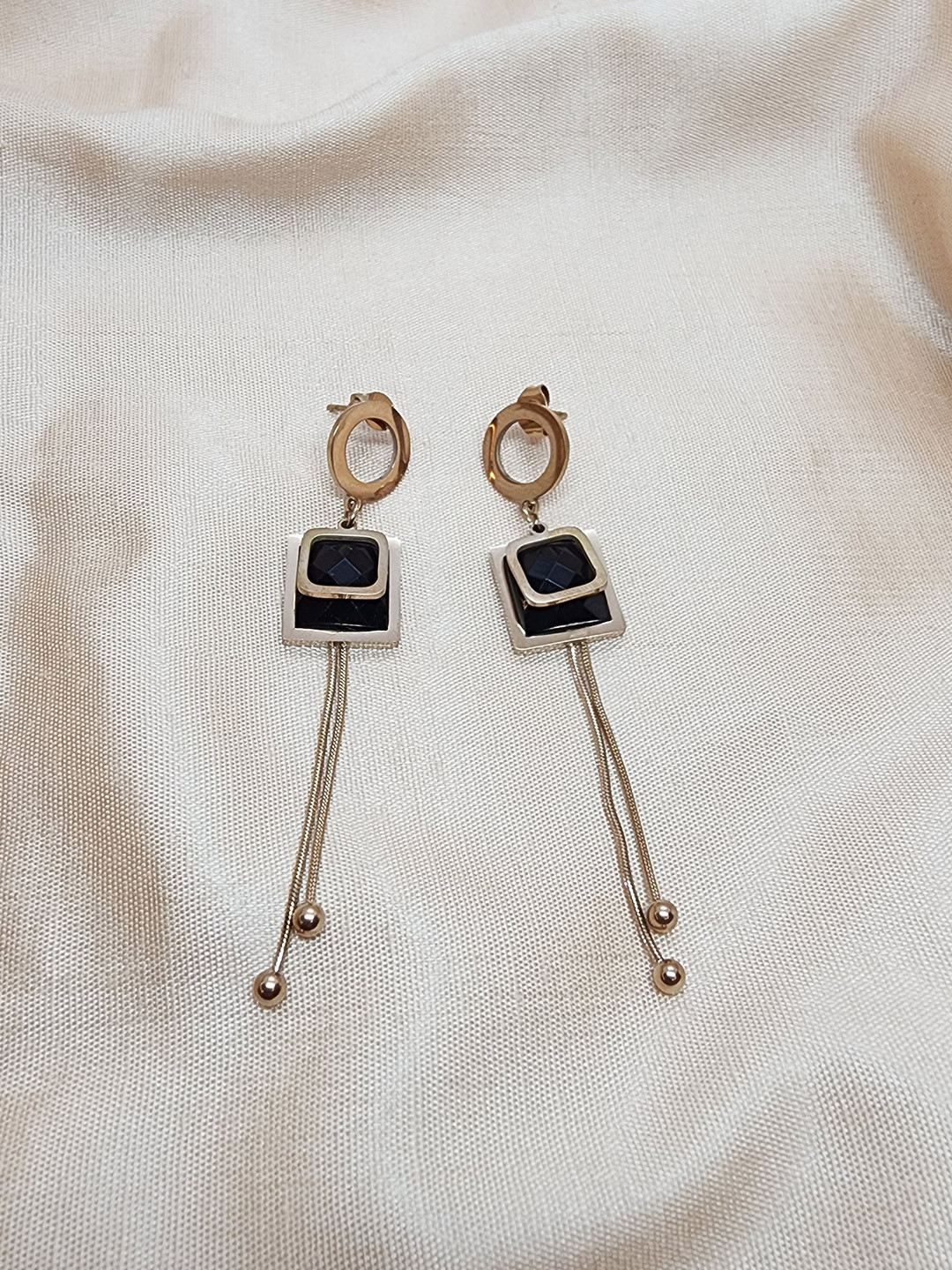 DressBerry Rose Gold-Plated Stainless Steel Contemporary Dangler Drop Earrings