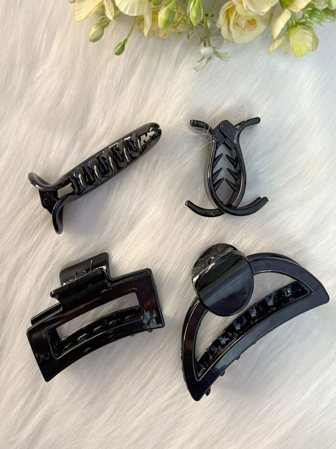 LYKAA Set of 4 Black Acrylic Plastic Hair Clutcher Clips