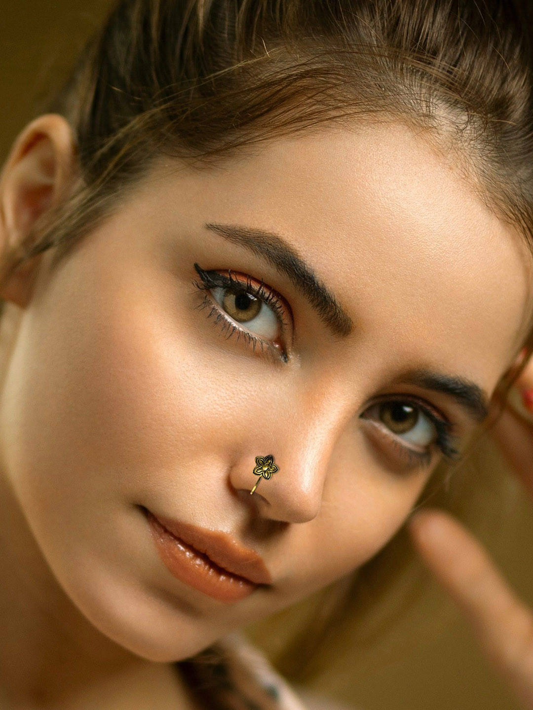 Comet Busters Gold-Plated Ring Non Piercieng Nosepin