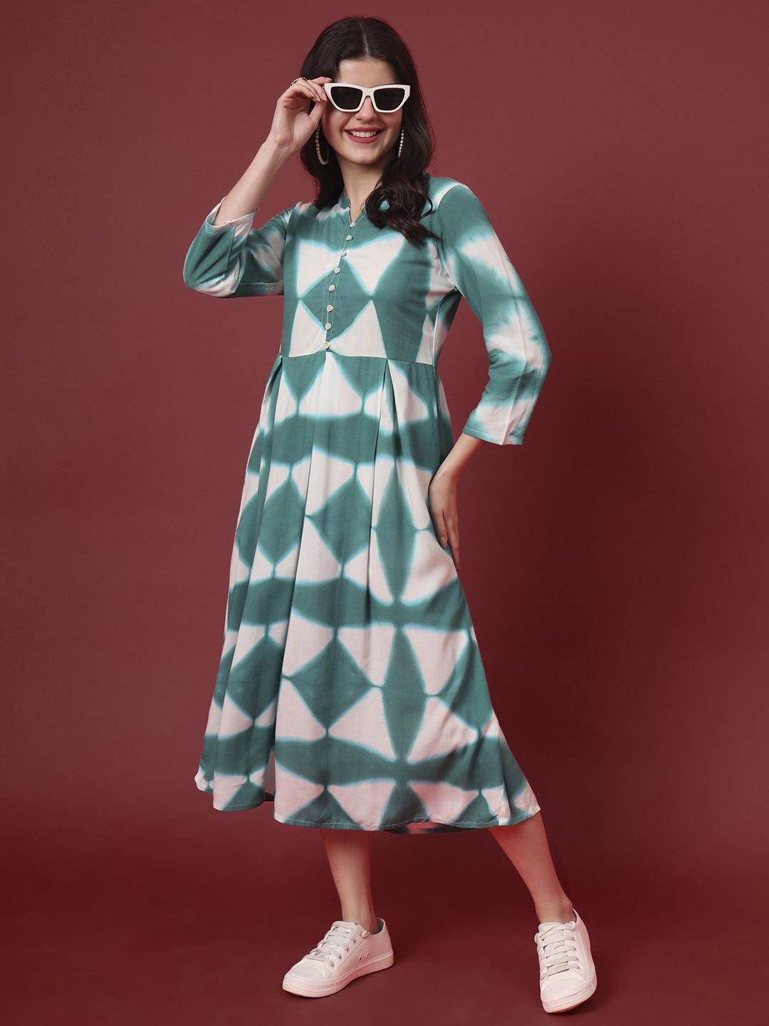 Aspriya Clamp Hand Tie and Dye Dyed Fit & Flare Midi Dress