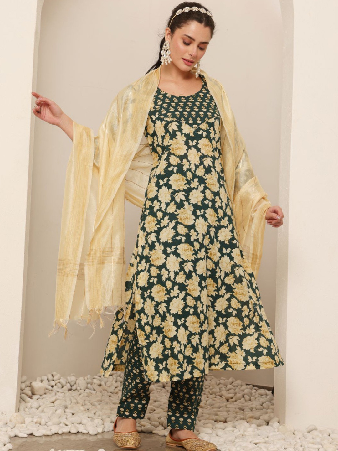Lative Colours of Fashion Women Floral Yoke Design Regular Thread Work Pure Cotton Kurta with Trousers &