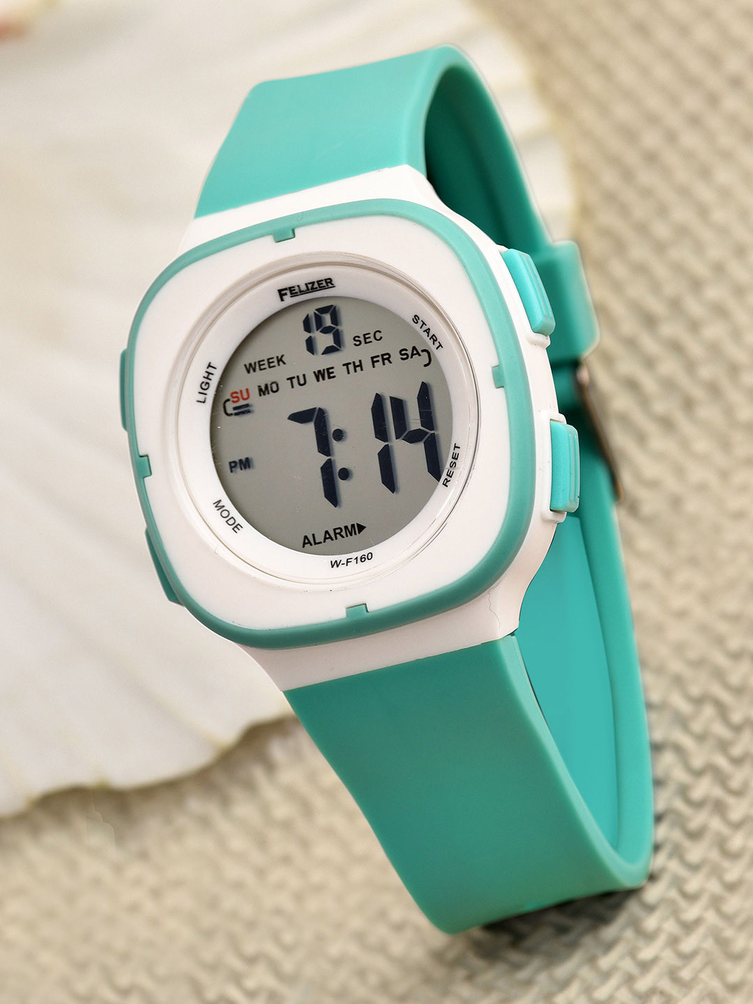 FELIZER Women Dial & Textured Straps Digital Watch F160-LSKA-Green