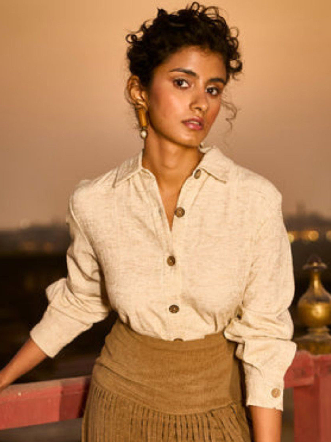 Dash and Dot Women Linen Textured Shirt