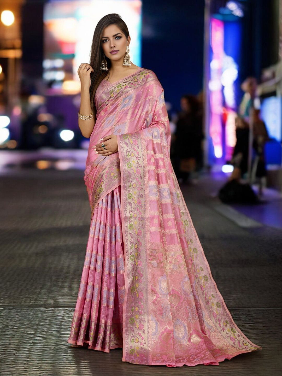 Mitera Checked Zari Organza Banarasi Saree