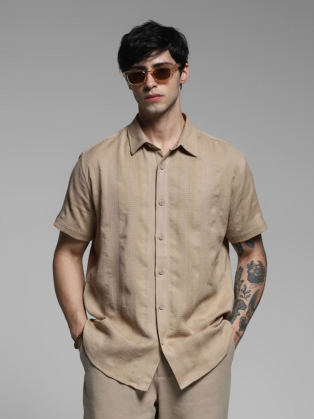 Jack & Jones Men Textured Spread Collar Casual Shirt