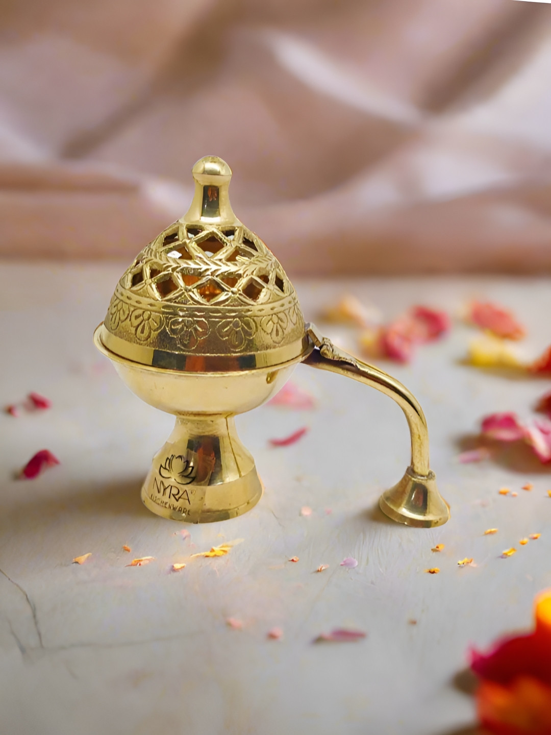 Nyra Kitchenware Bronze Toned Pure Brass Loban Diya With Handle