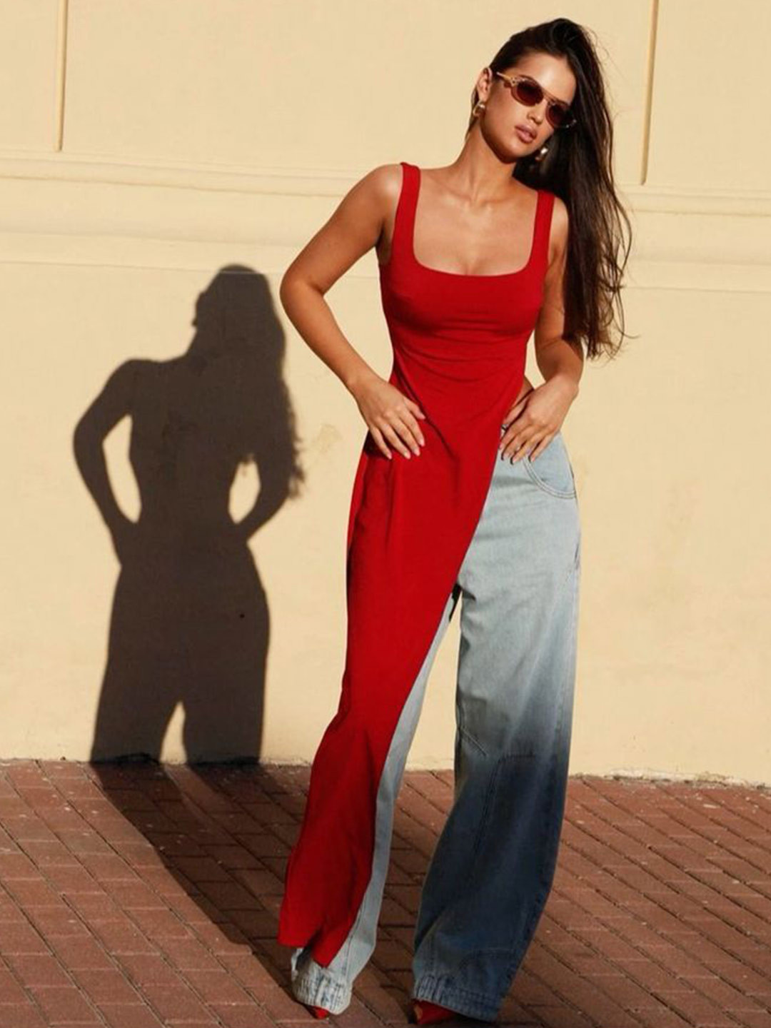 Lavaya Red Square Neck Sleeveless Top