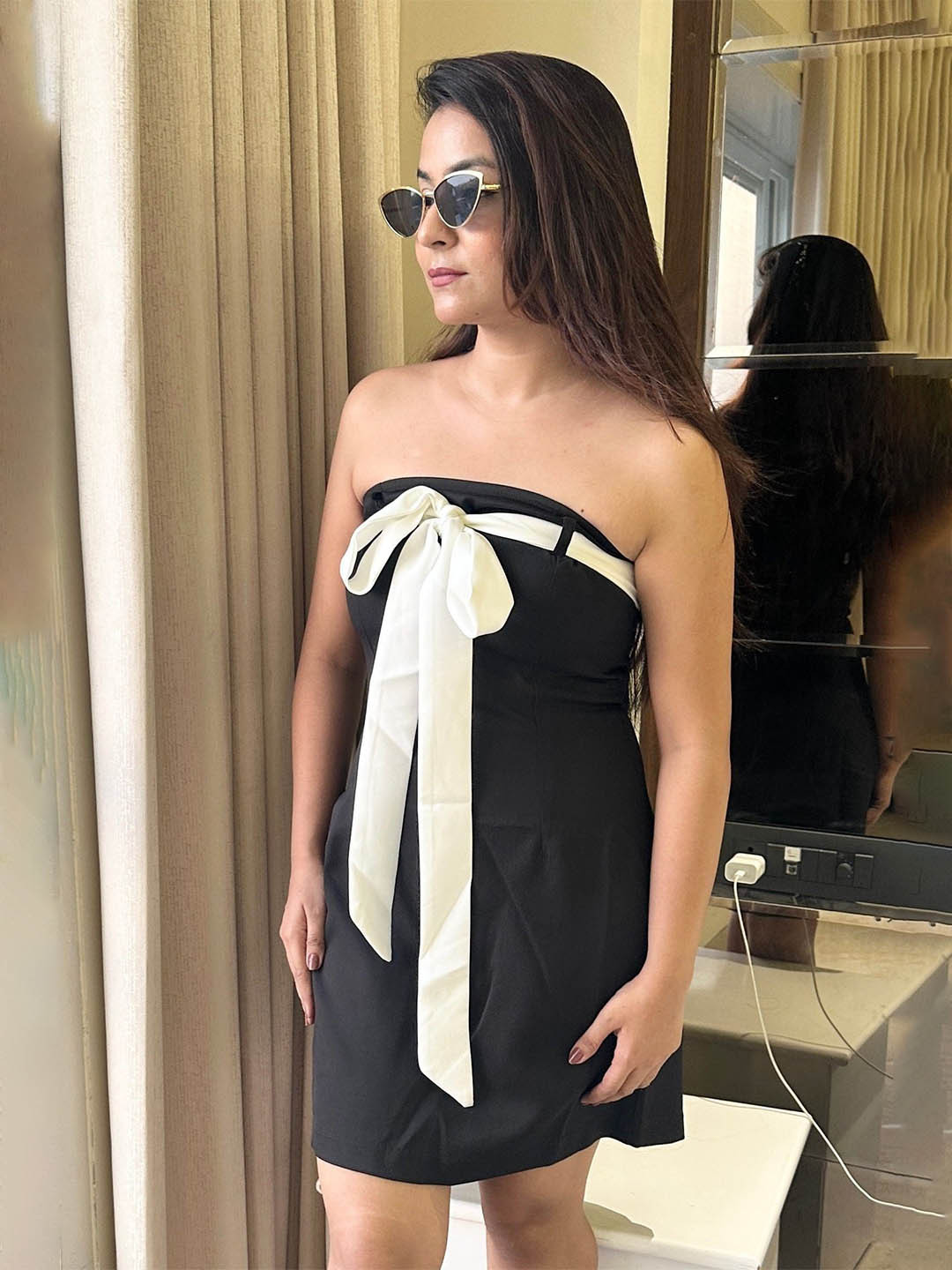 Sugercandy Women Black Off-Shoulder Bow A-Line Mini Dress