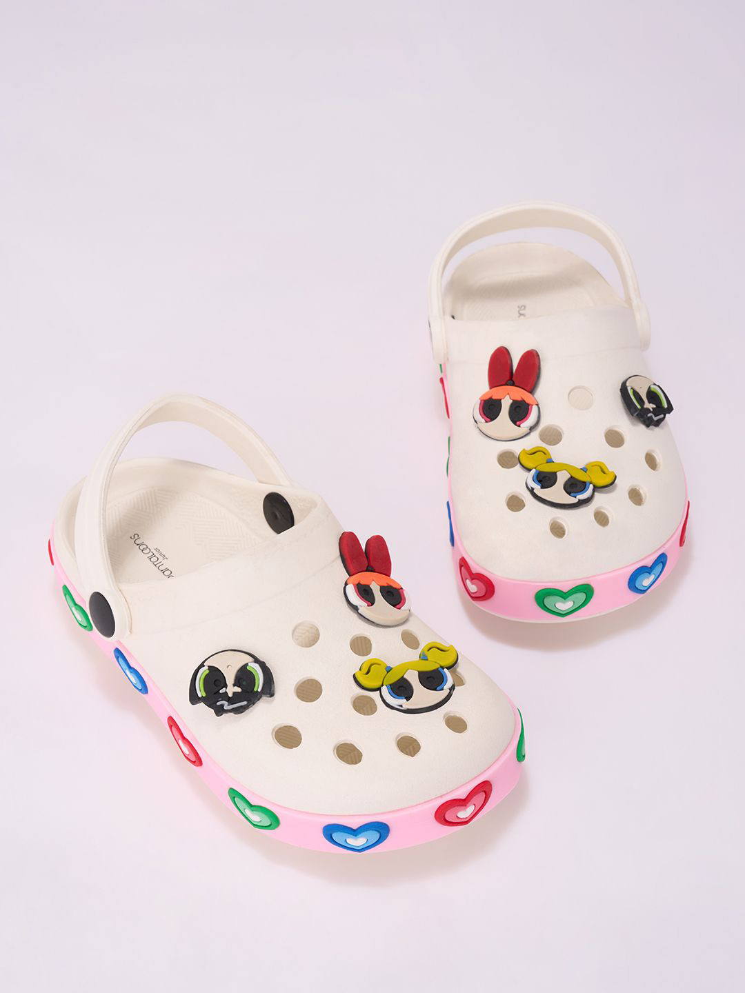 Pantaloons Junior Girls Self Design Clogs