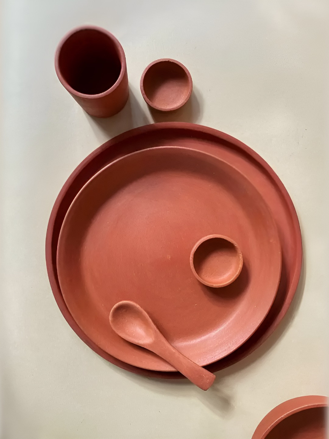 AMALAFIEE CERAMICS Terracotta Red Solid Earthen Clay Microwave Safe 5 Piece Dinner Set