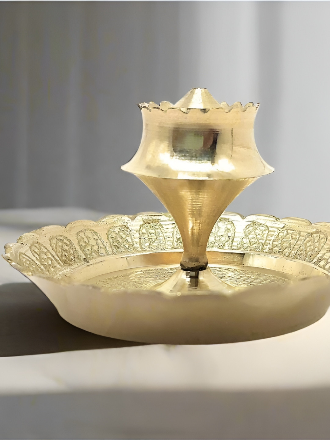 Nyra Kitchenware Bronze Toned Brass Agarbatti Incense Stand Peetal Agarbatti Stick Holder