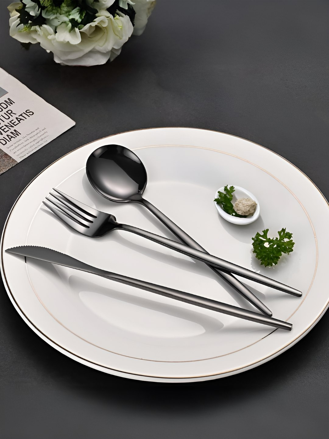 BonZeaL 18 Pieces Black Stainless Steel Cutlery Set