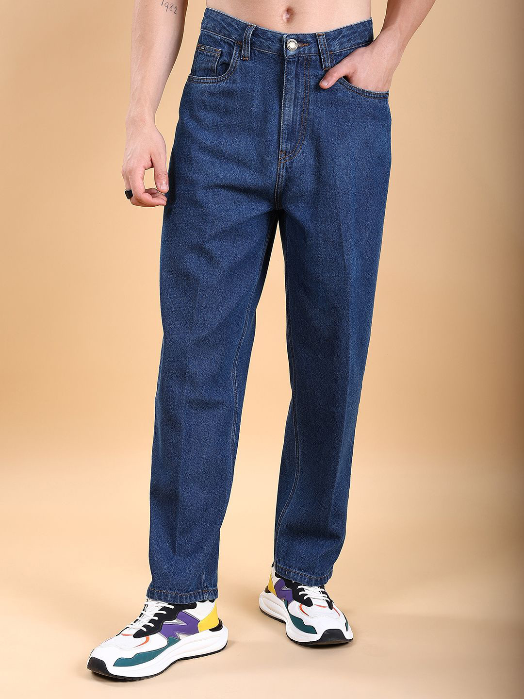 HIGHLANDER Men Cotton Mid-Rise Light Fade Relaxed Fit Jeans