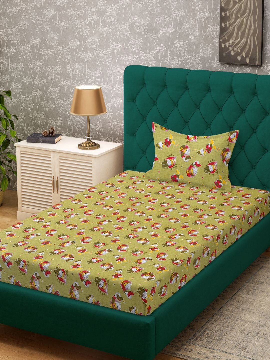 KLOTTHE Green Cartoon Characters Cotton 400 TC Single Superfine Bedsheet with a Pillow Cover-89 x 59 inches