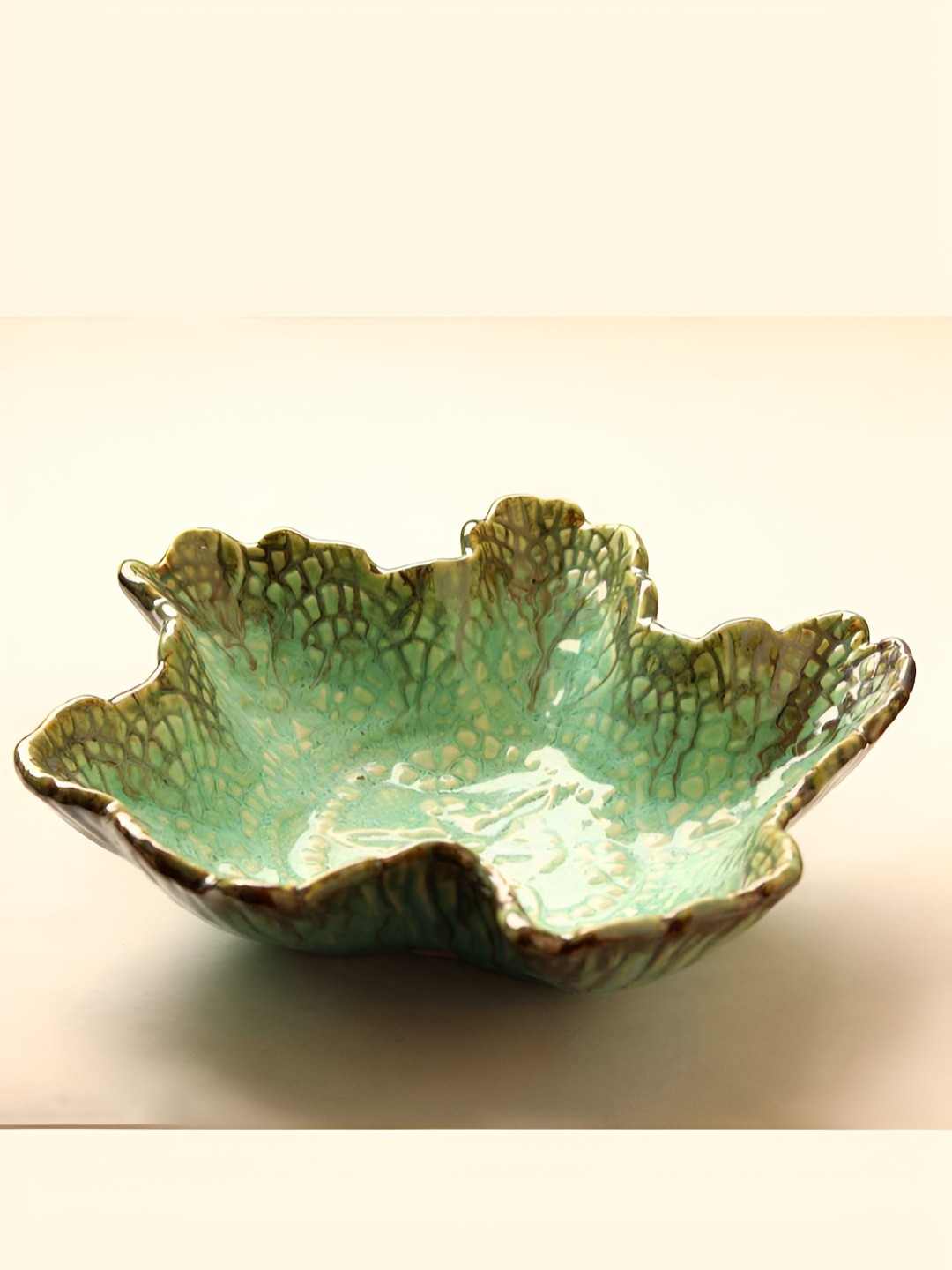 AMALAFIEE CERAMICS Green Ceramic Dishwasher and Microwave Safe Leaf Serving Bowl