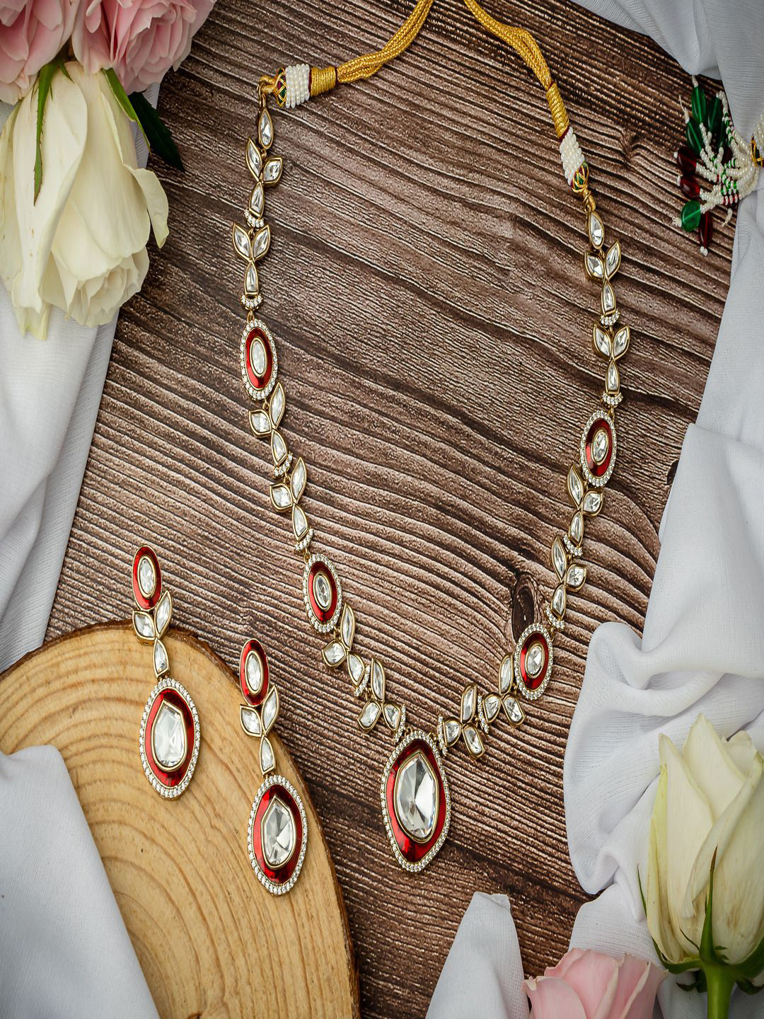 vivinia BY VIDHI MEHRA Burgandi Gold-Plated Polki Kundan-Studded Jewellery Set