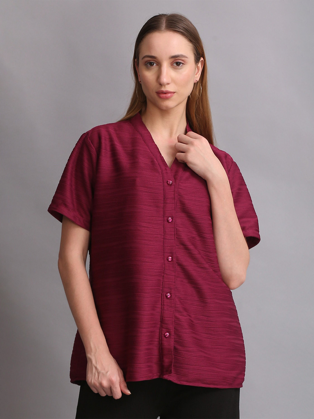 Thansmay Kleider Women Relaxed Fit Textured Casual Shirt