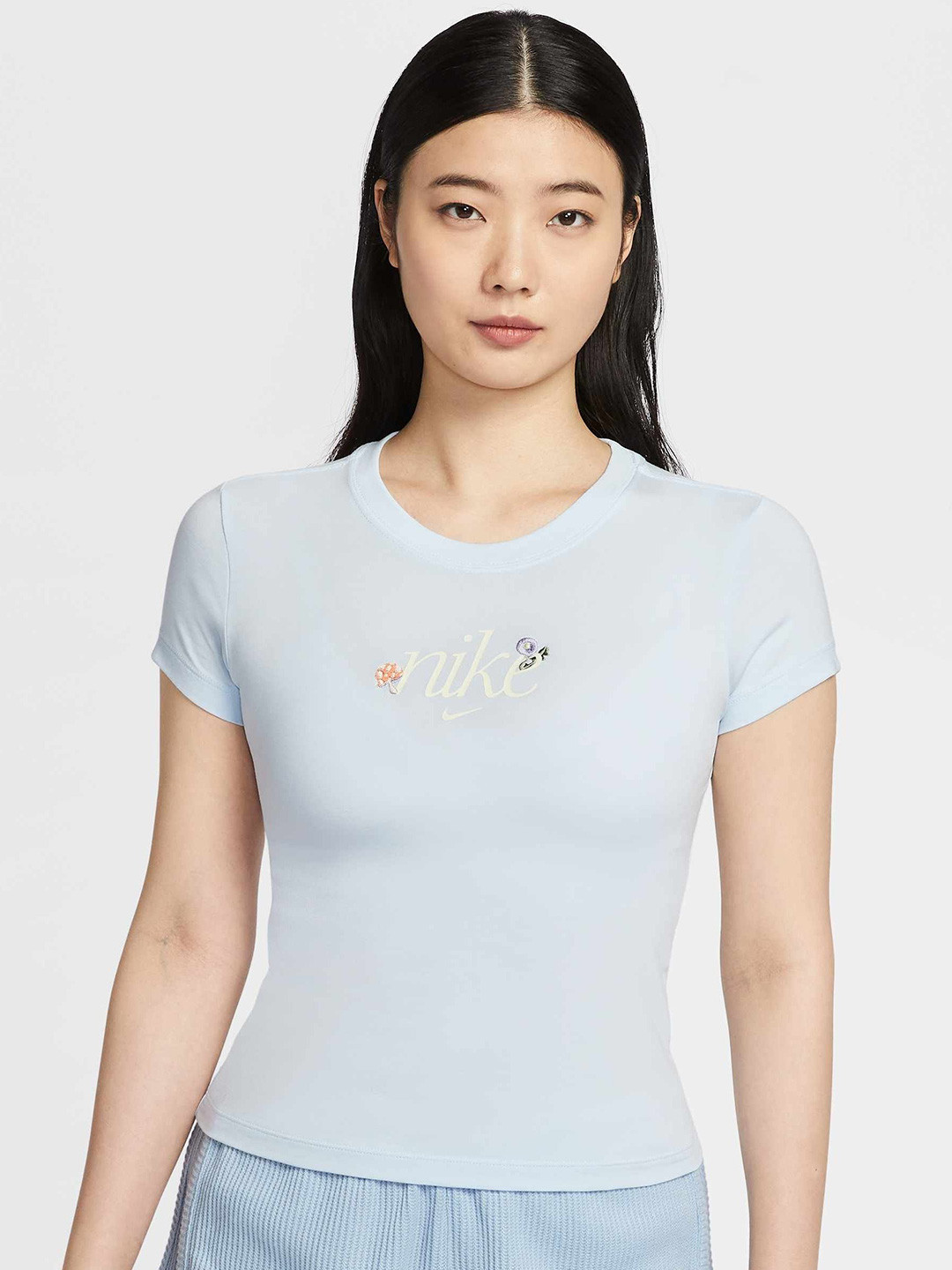 Nike Sportswear Chill Knit Women Slim Graphic T-Shirt