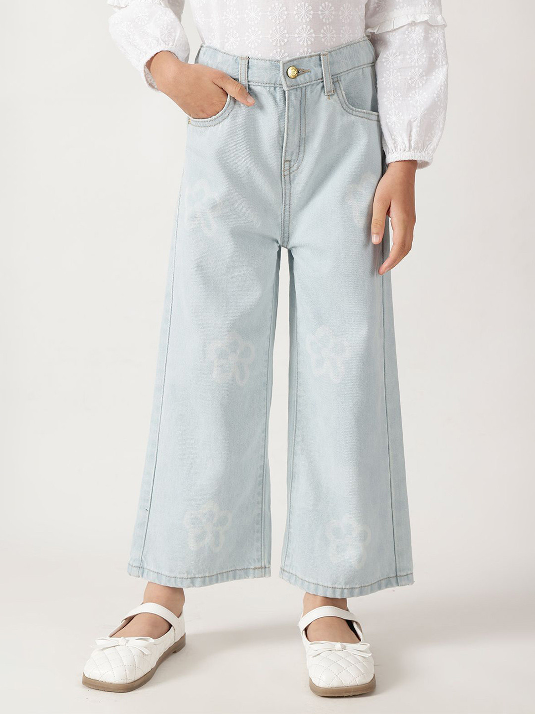 One Friday Girl Comfort Blue Denim Mid-Rise Wide Leg Clean Look Stretchable Jeans