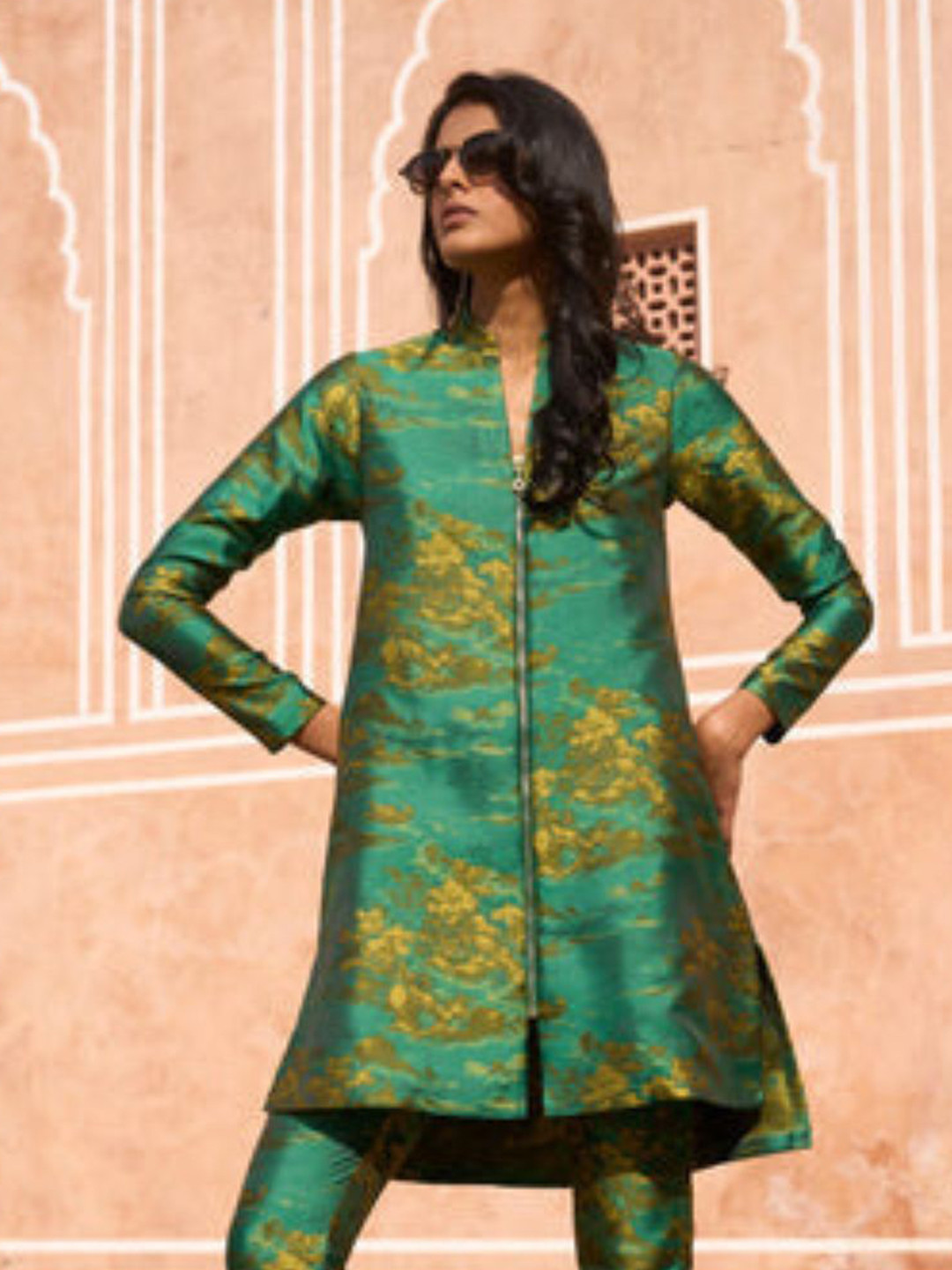 Dash and Dot Women Patterned Brocade Printed Kurti